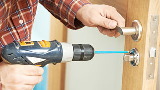 Automotive Locksmith at Mountain Shadows Highland, California